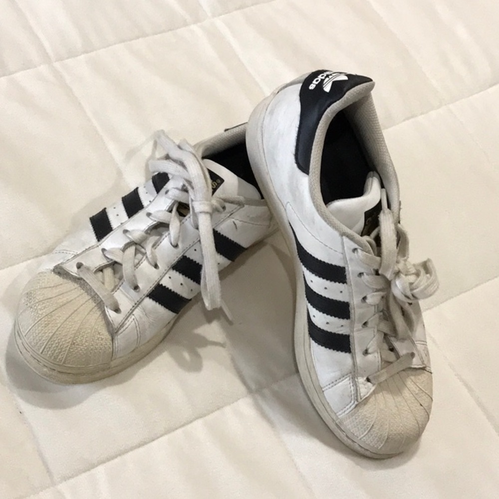 Adidas Superstar Size 6.5 Mens